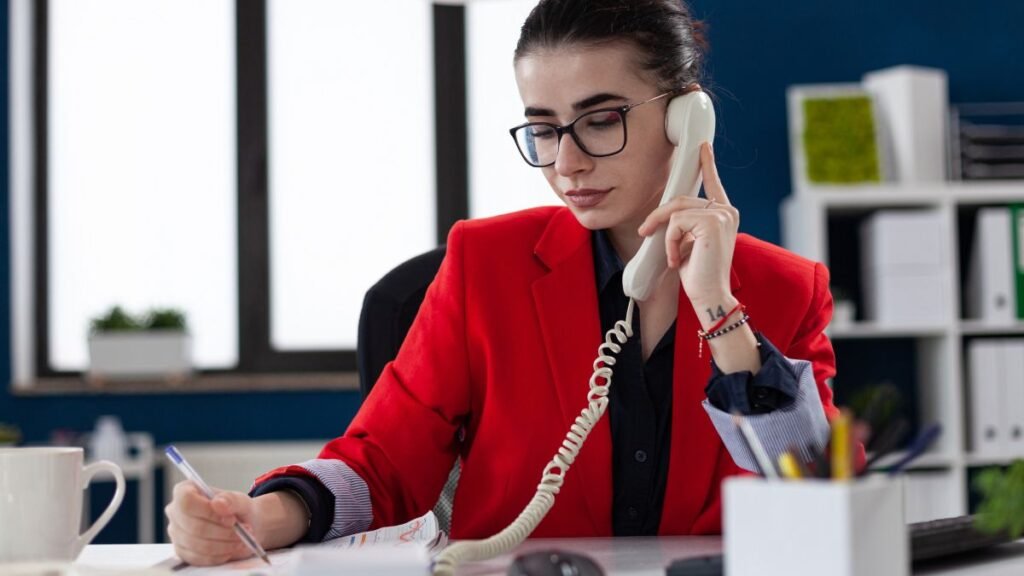 Customer service and receptionist jobs in Canada