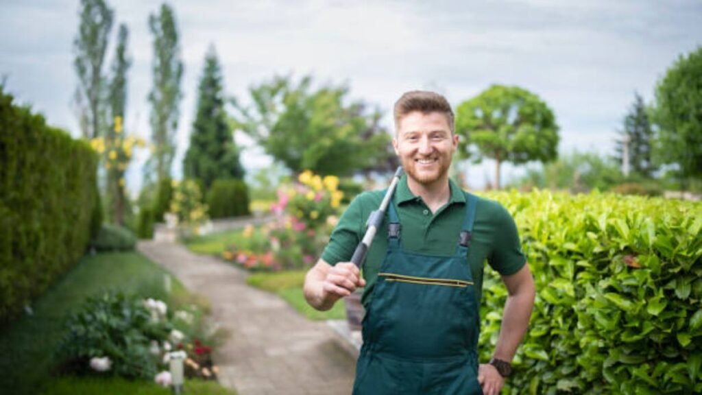 Outdoor Gardener and Landscaping Jobs in Canada
