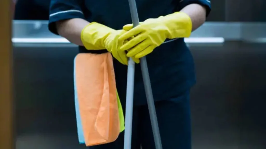 Cleaning Worker Job in Czechia
